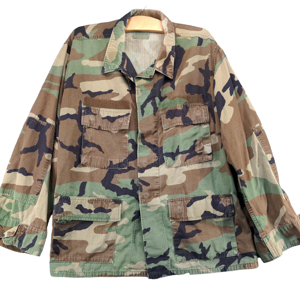 U.S. Military Mens Woodland Camo Shirt Green Brown Size M Short Pockets